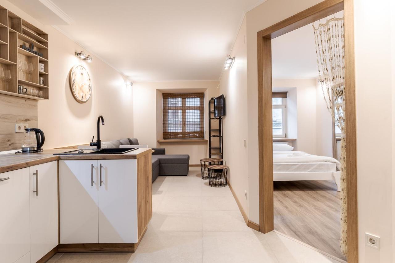 Staroevreyska Timber Apartment Lviv Exterior photo